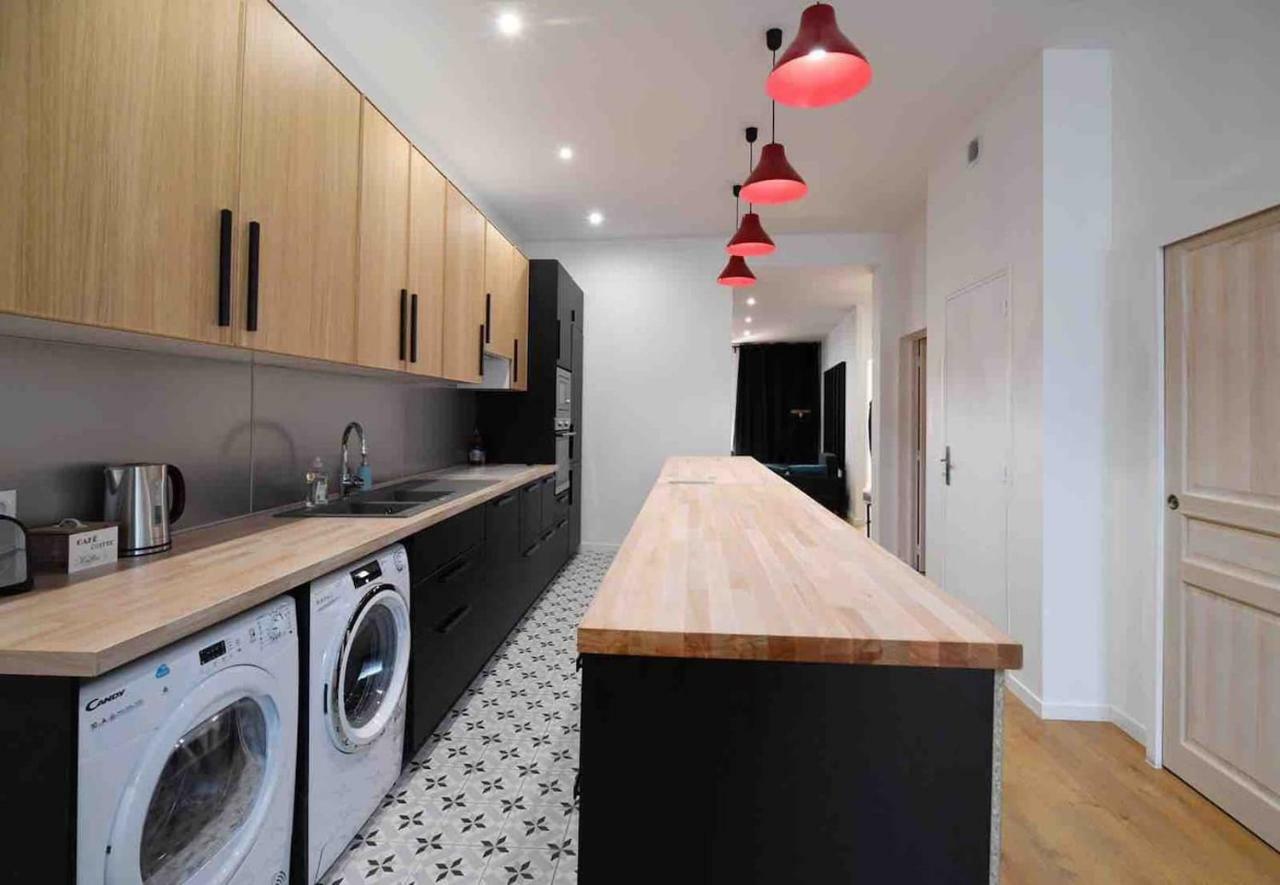 An Authentic Experience With In The Center Apartment